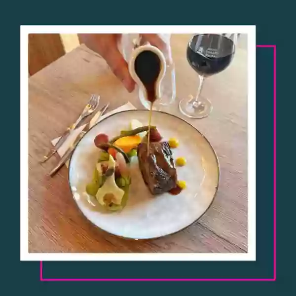 Ferme Auberge Terre de Mistral - Restaurant Rousset - Domaine Rousset